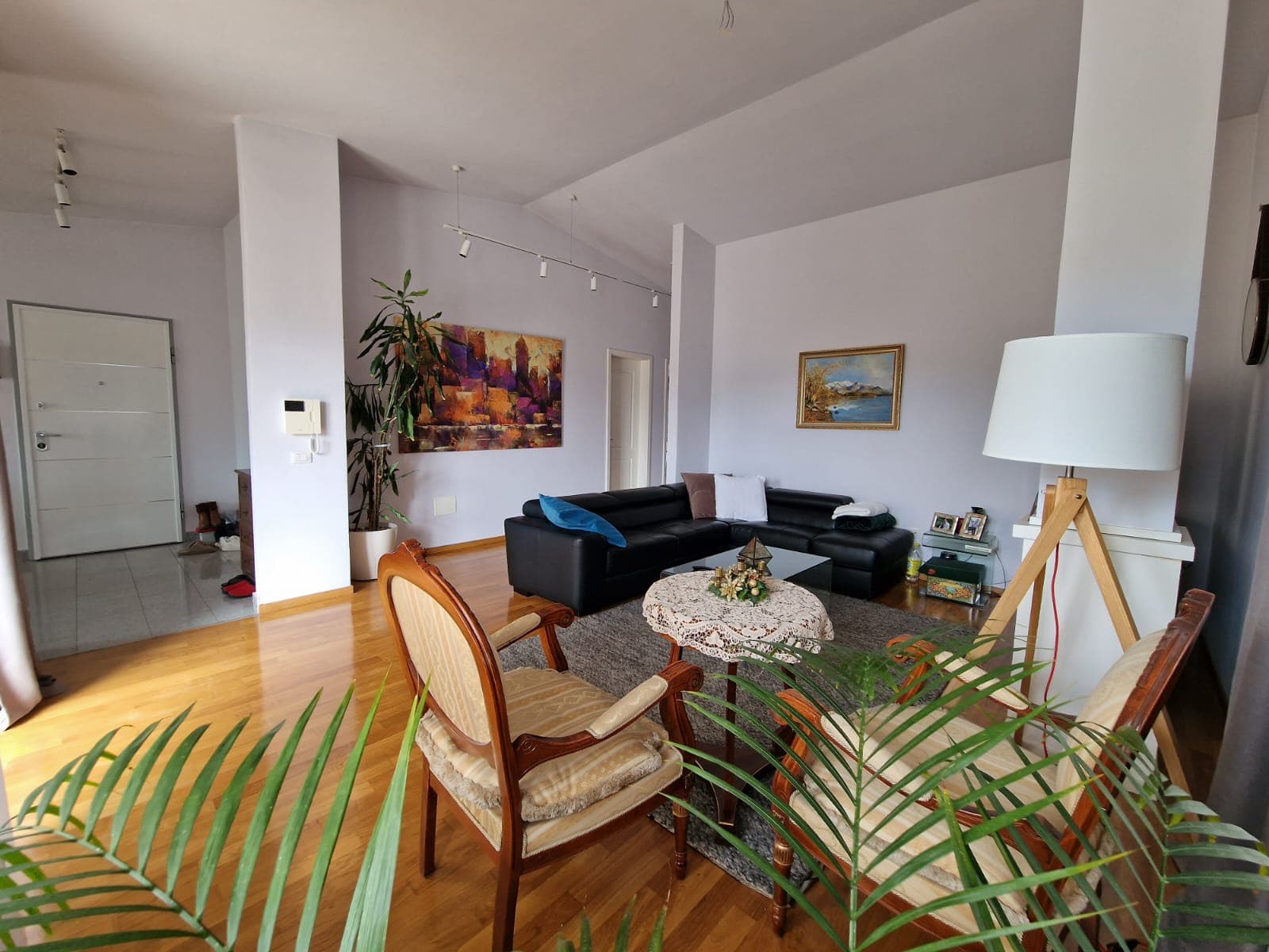 JEPET ME QIRA SUPER APARTAMENT 2+1+2 TEK REZIDENCA 'TOUCH OF SUN", TEG!