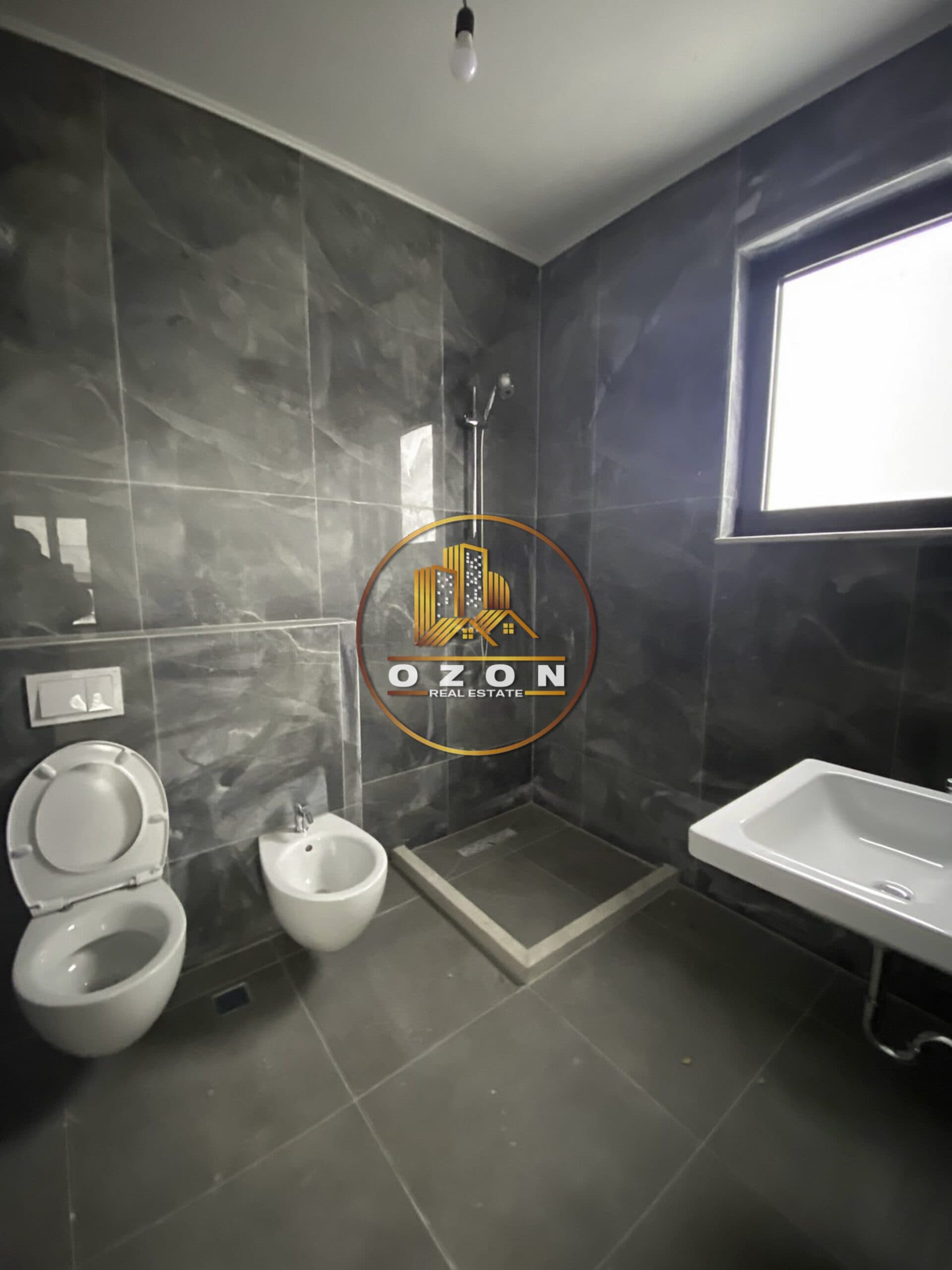 SHITET APARTAMENT 2+1+2 TEK GREEN CITY RESIDENCE, UNAZA E RE! 3
