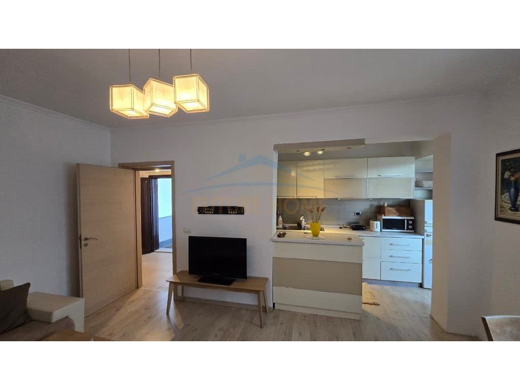 Qera , Apartament 1 +1 , Myslym Shyri , Tirane 4