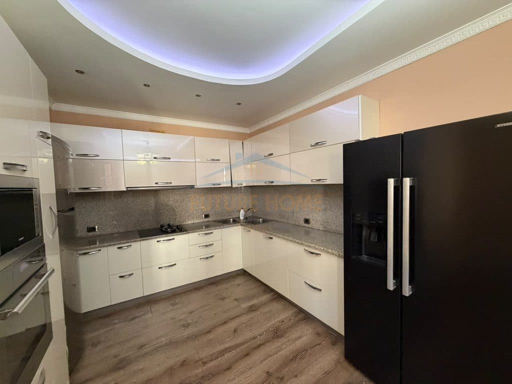Shitet, Apartament 2+1+2, Unaza e Re, Tirane 4