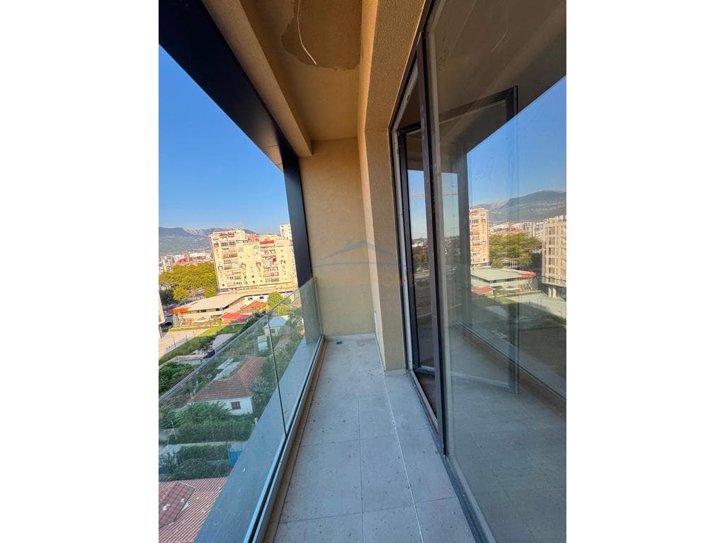 Shitet , Apartament 1+1 , Kompleksi Hazizaj , Ish Fusha Aviacionit 3
