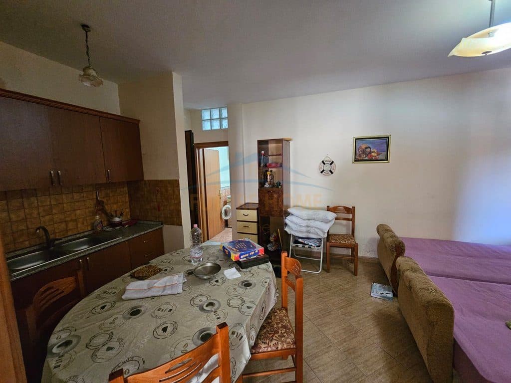 Shitet , Apartament 1+1 , Golem