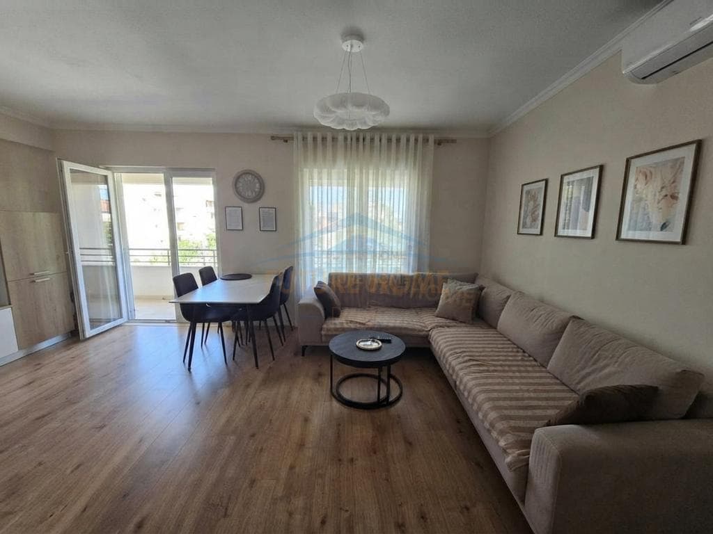 Qera , Apartament 2+1+Post Parkimi , Rruga Dritan Hoxha , Tirane 2