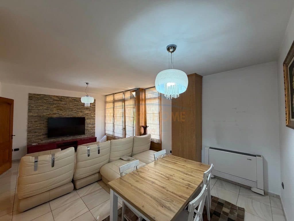 Shitet , Apartament 2+1+2 , 21 dhjetori , Tirane 3