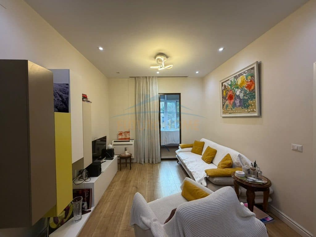 Qera, Apartament 2+1, Myslym Shyri, Tirane 2