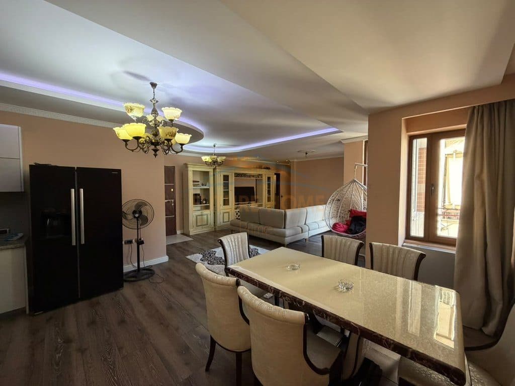 Shitet, Apartament 2+1+2, Unaza e Re, Tirane 3