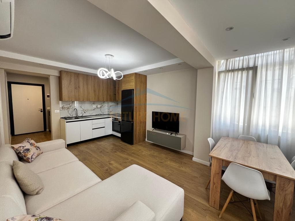 Qera , Apartament 1+1 , Blloku , Tirane 3