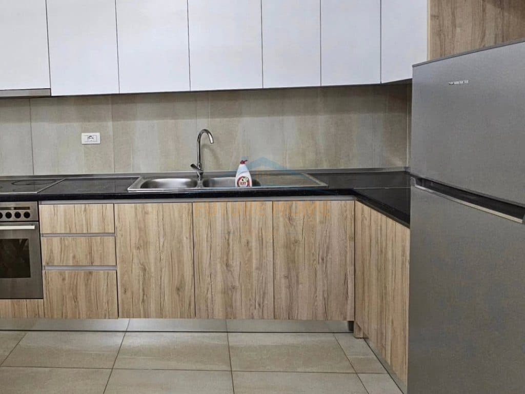 Qera , Apartament 1+1 , Kopshti Botanik , Tirane 3