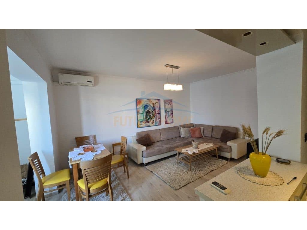 Qera , Apartament 1 +1 , Myslym Shyri , Tirane 2