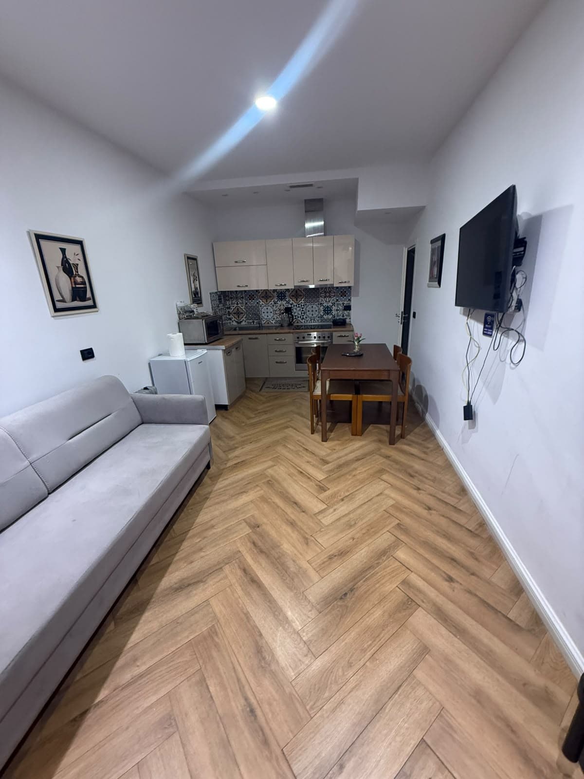 Shitet, Duplex 2+1+2 , Myslym Shyri, Tiranë 2