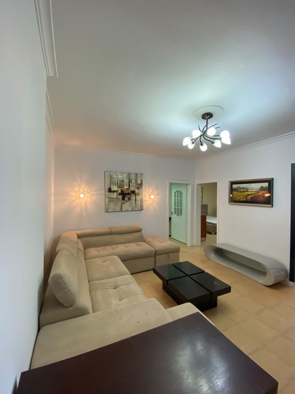 Qera, Apartament 2+1+ Aneks, Kristal Center, Tiranë – 980€ | 110 m²