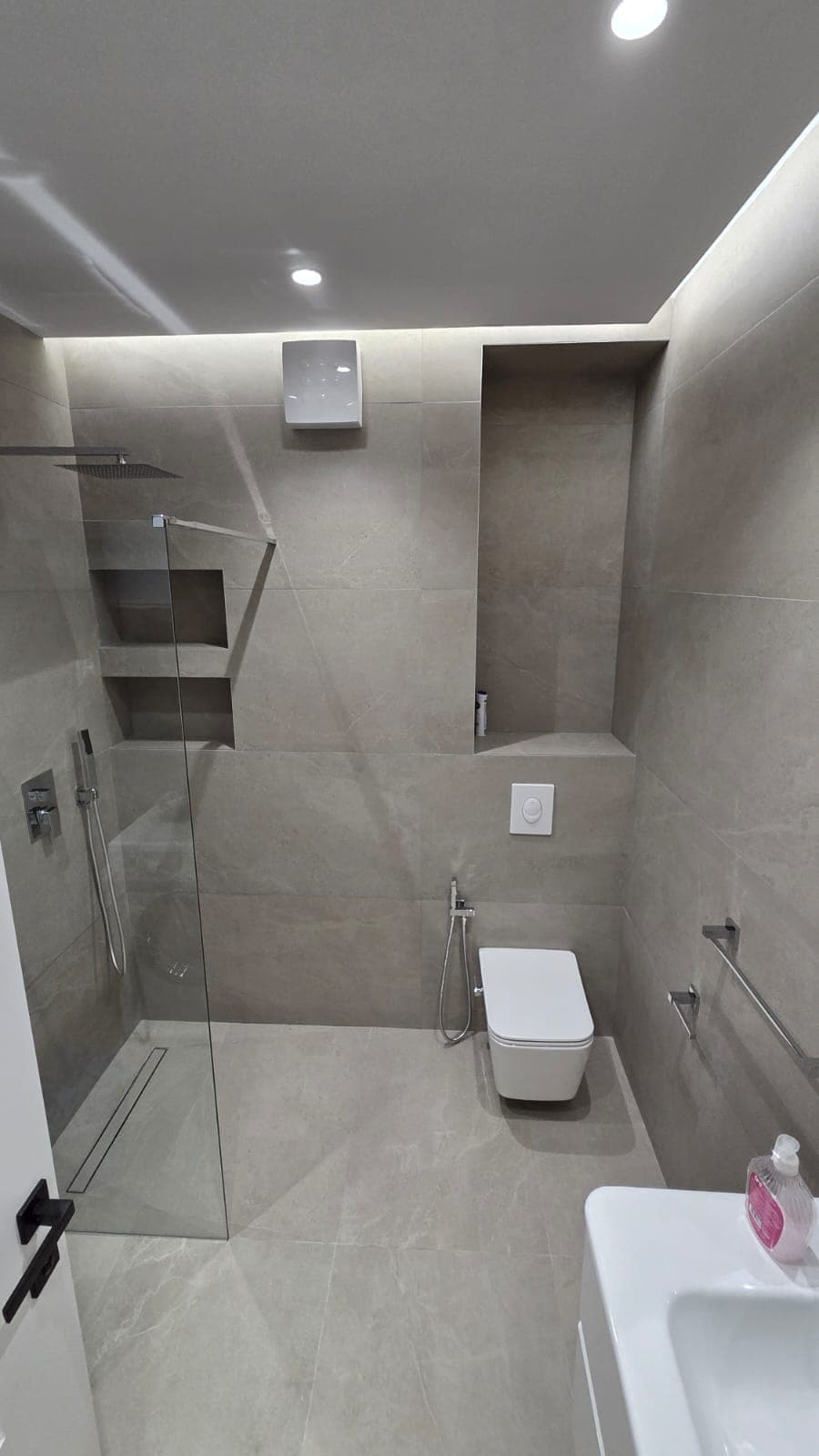 Qera, Apartament 1+1, 9 Katëshet, Tiranë 4