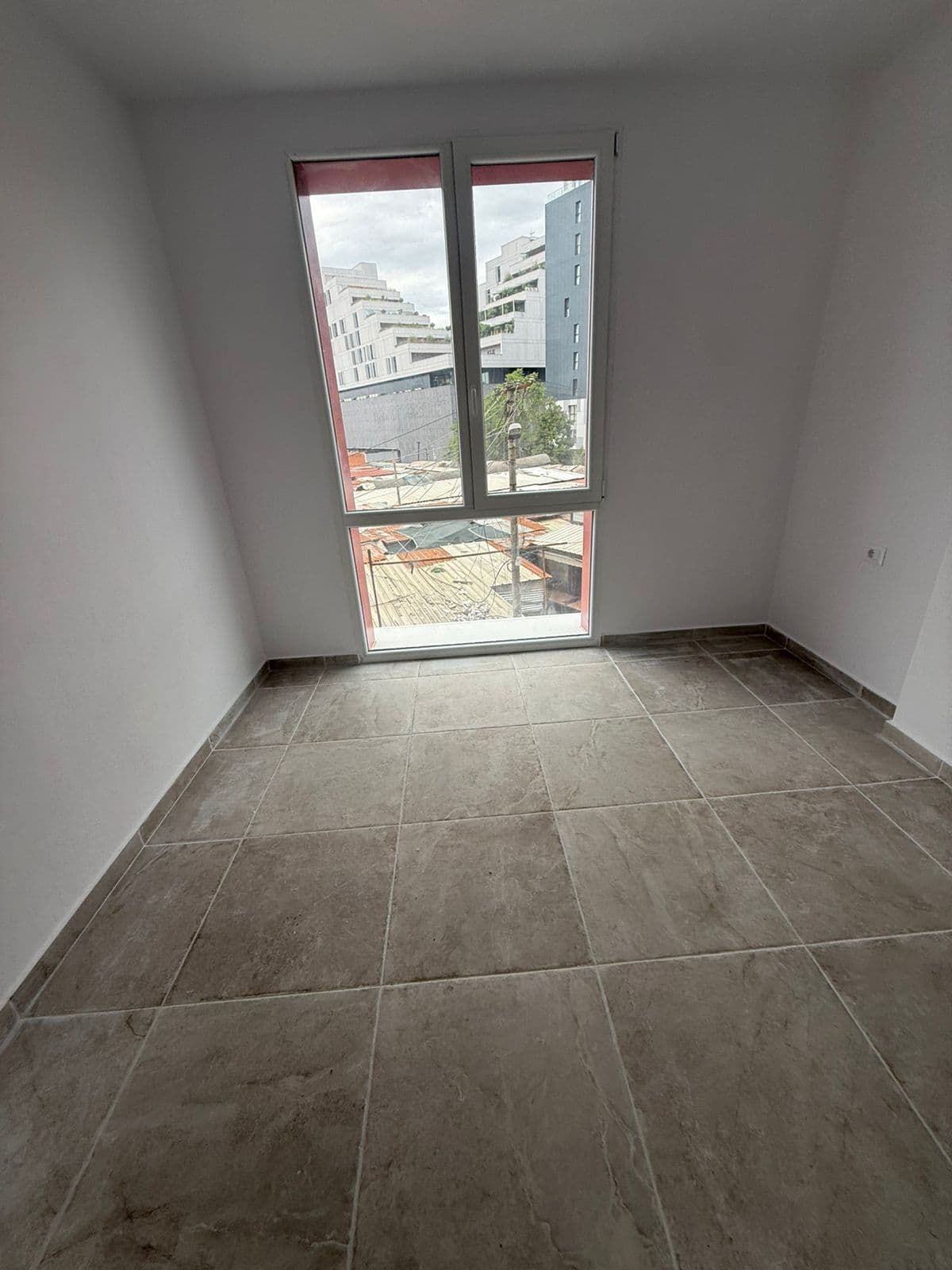 Qera, Apartament 2+1+2+Post Parkimi , Farmacia 10, Tiranë 4