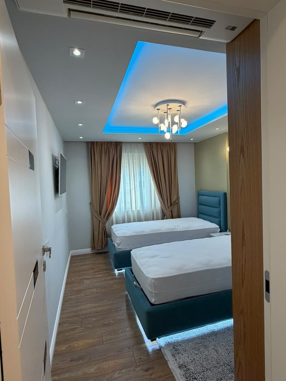 Shitet, Apartament 2+1+2, Blloku Gintash, Tirane 4