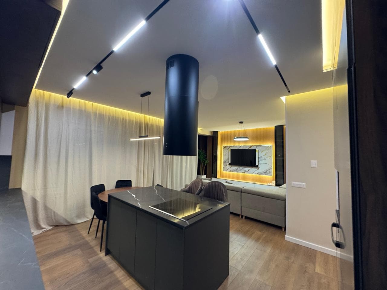 Qera, Apartament 2+1 , Kopshtin Botanik , Tiranë 3