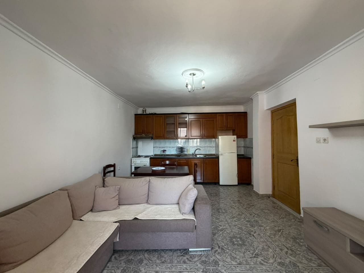 Shitet, Apartament 1+1, Rruga Asim Vokshi, Tiranë - 13,000,000 Lekë | 62 m²