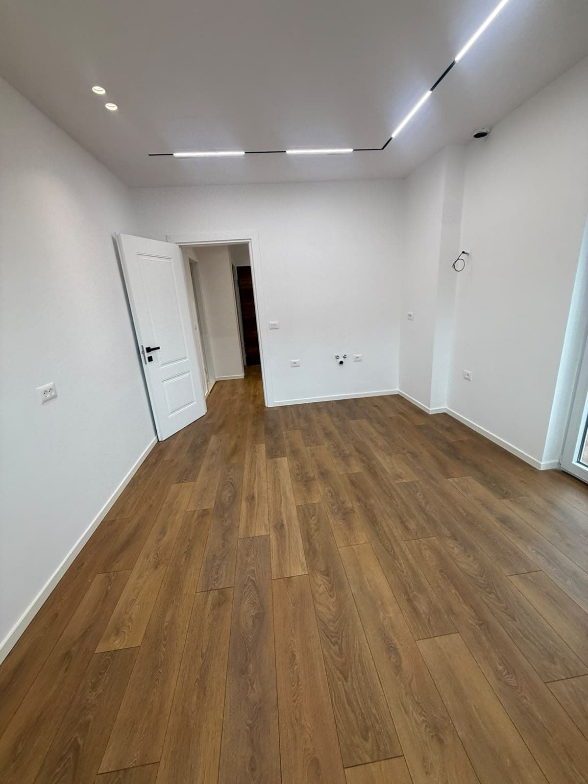 Shitet, Apartament 1+1 , Mozaiku , Tiranë - 158,000€ | 52 m² 3