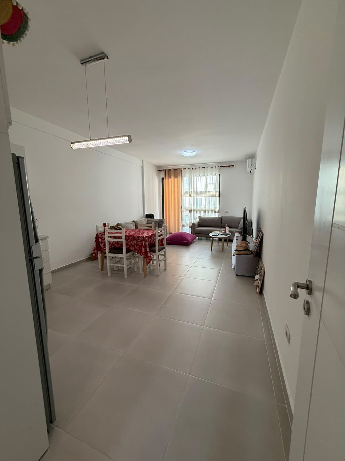Qera, Apartament 2+1 , Kompleksi ASL, Tiranë - 70,000 Lekë| 110 m² 2