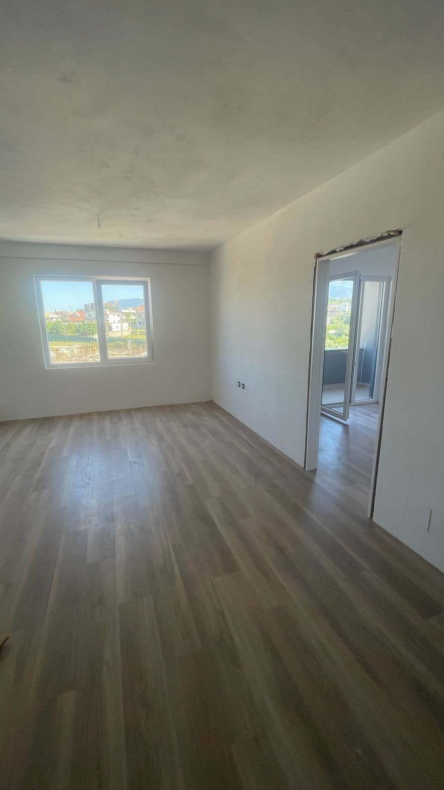 Shitet, Apartament 1+1 , Paskuqan, Tiranë