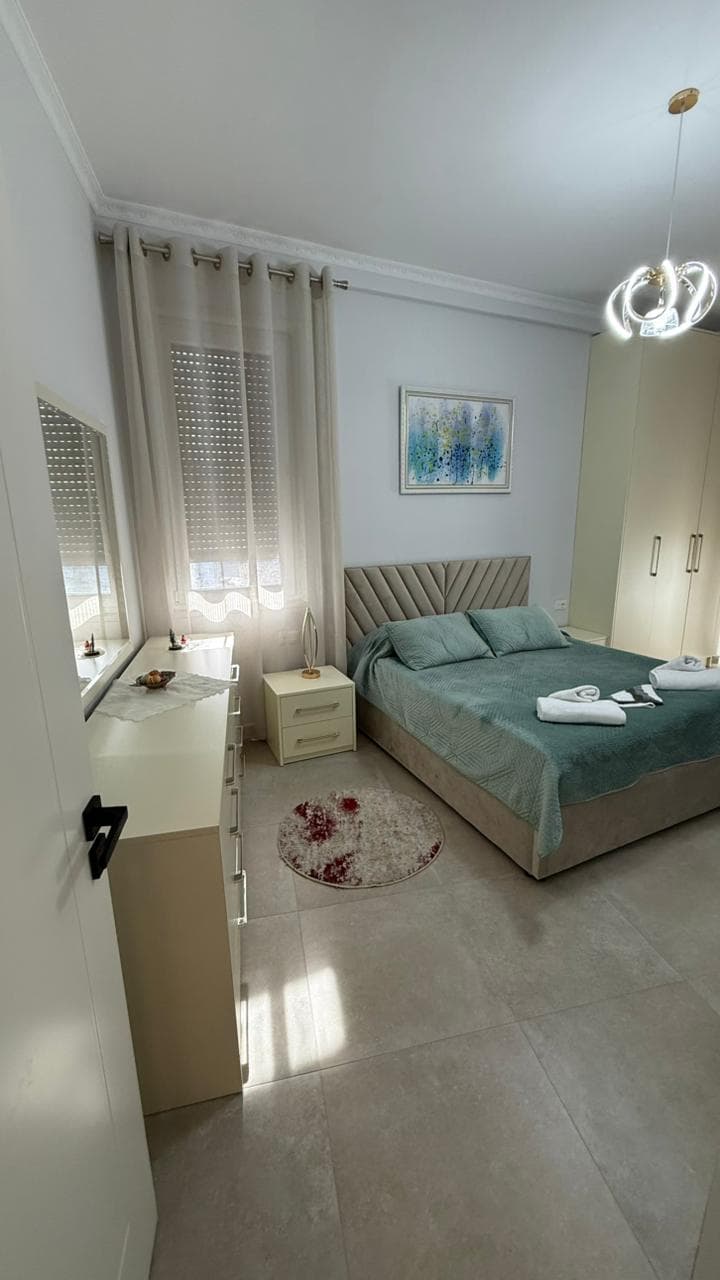 Qera, Apartament 2+1+2, Qendër , Tiranë 4