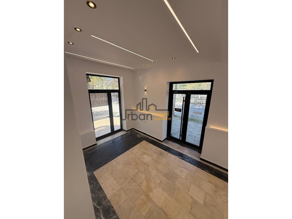 Qera, Ambient Biznesi , Përballë Harry Fultz , Tiranë - 2.000€ | 65 m²