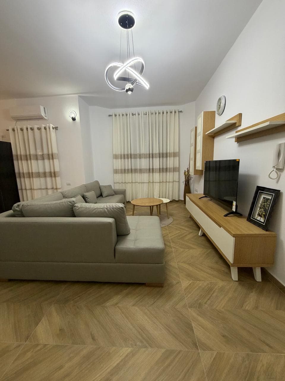 Shitet, Vilë 5-Katëshe, Selitë, Tiranë - 750000€ | 720 m² 2