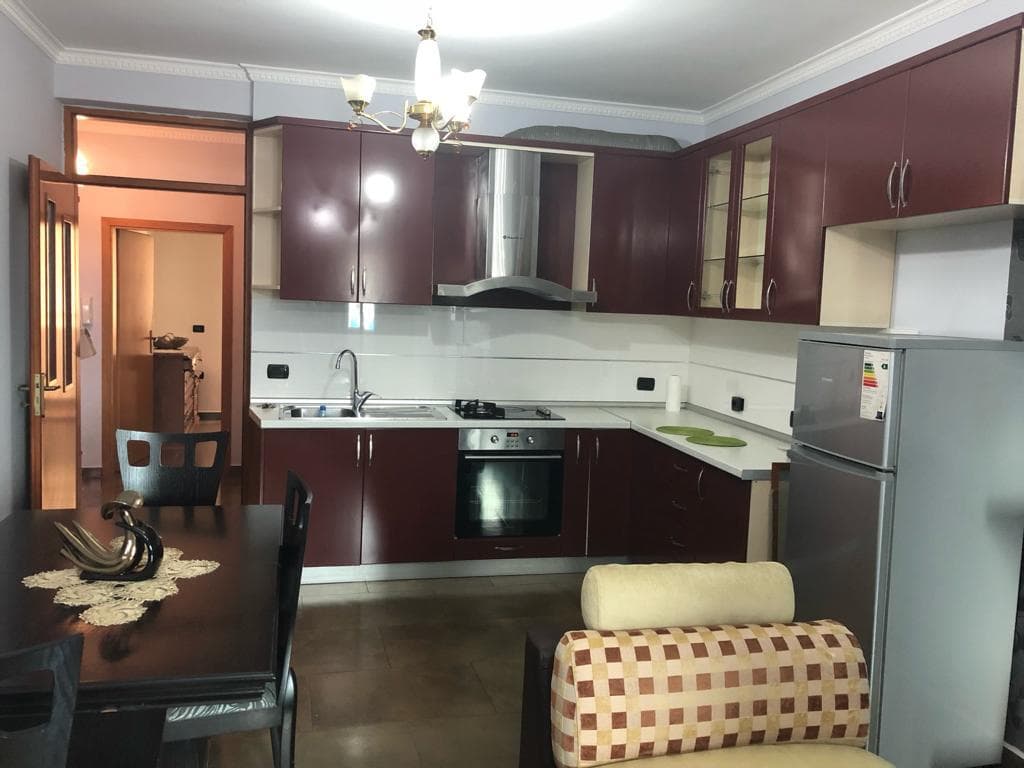 Qera, Apartament 2+1 ,Rruga e Dibrës, Tiranë 4
