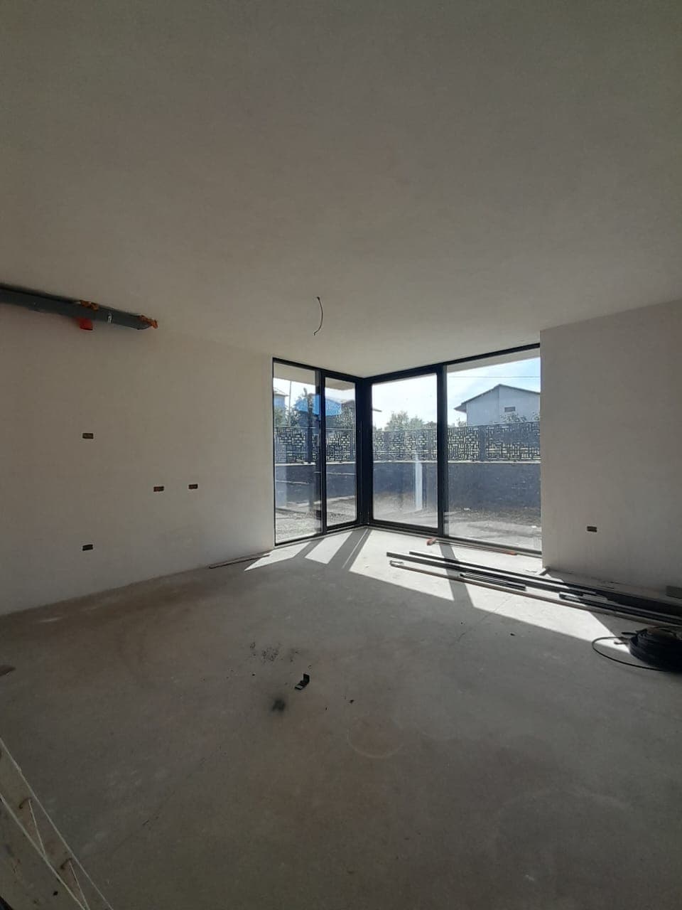 Shitet, Vilë, Pallati i Brigadave, Tiranë - 800.000€ | 480 m²