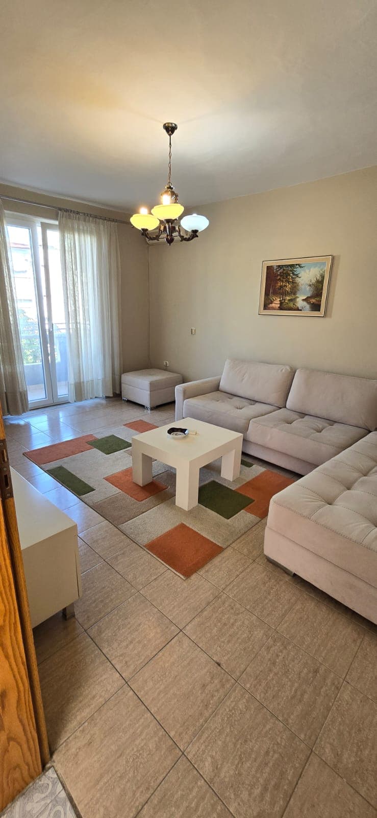Shitet, Apartament 1+1+ Kuzhinë e Vecuar, Rruga Muhamet Gjollesha , Tiranë