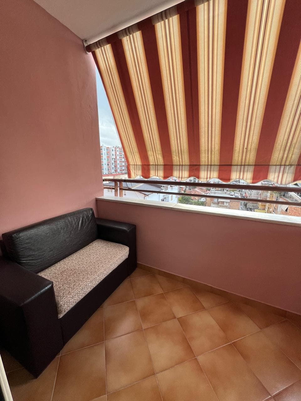 Qera, Apartament 1+1 ,Petro Nini, Tiranë 4