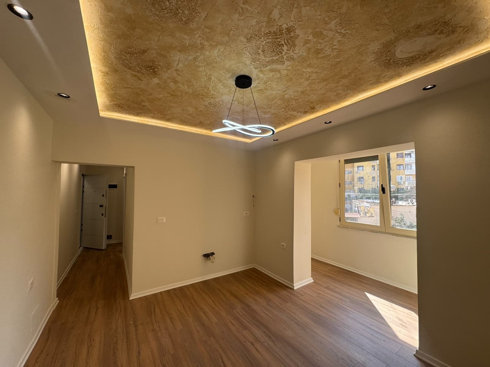 Shitet, Apartament 1+1 , Pranë Harry Fultz , Tiranë 3