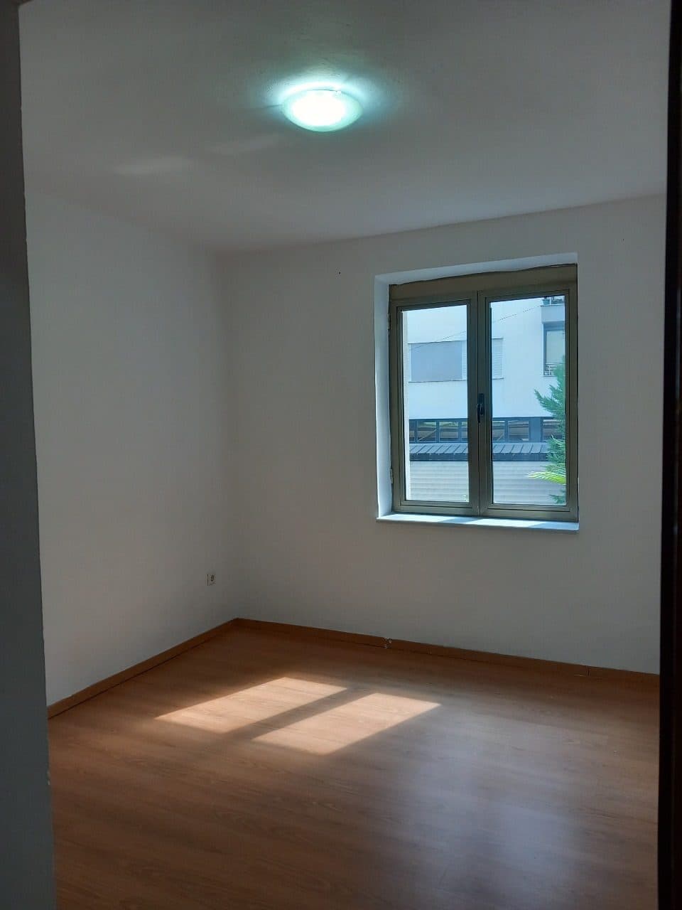 Qera, Apartament 3+1 ,Pazarin e Ri, Tiranë 4