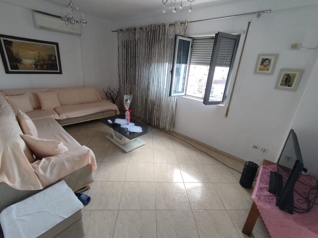 Qera, Apartament 2+1+2, Rruga Fortuzi, Tiranë 2
