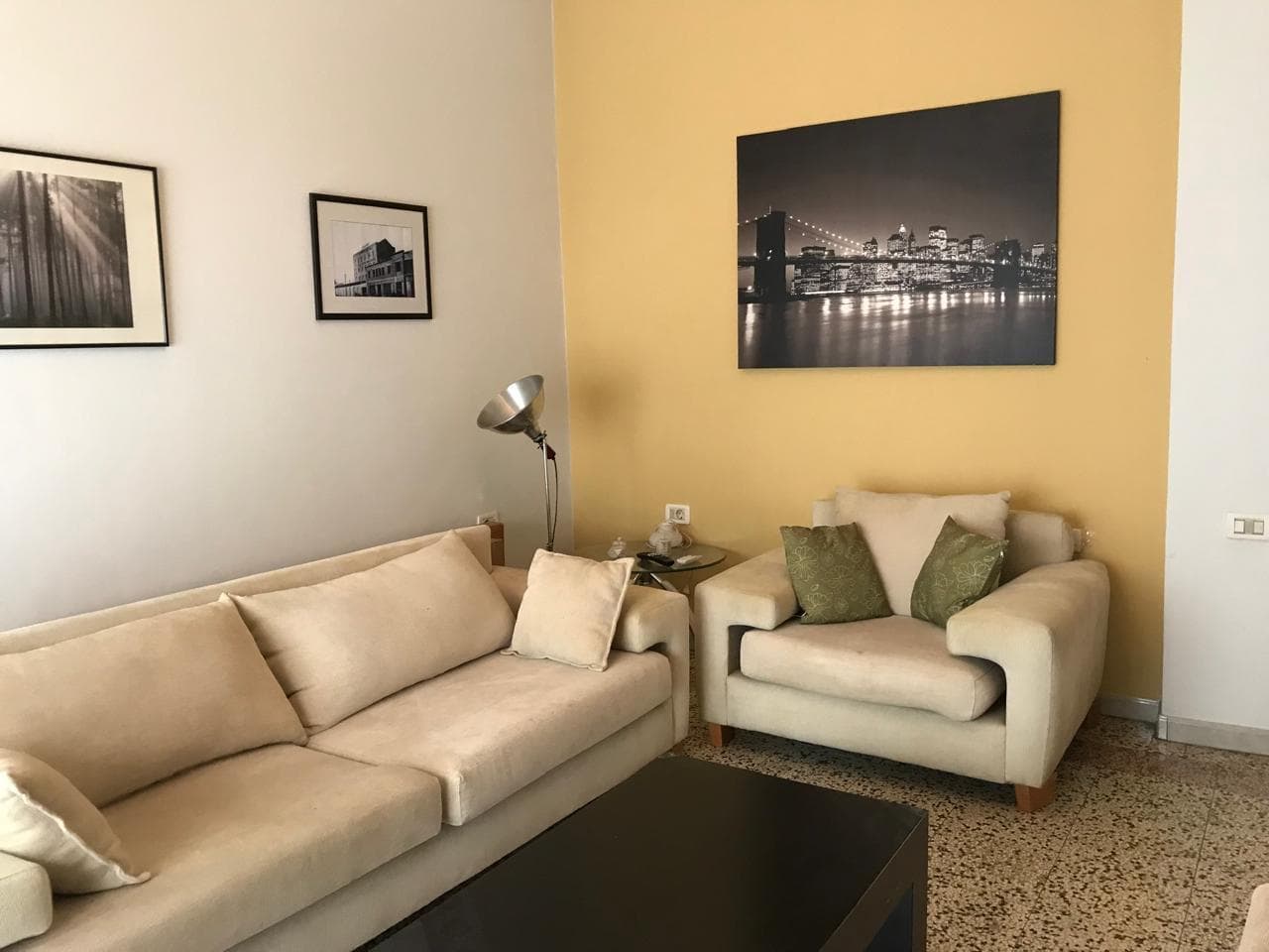 Qera, Apartament 3+1 , Qender, Tiranë – 85,000 Lekë | 160 m²