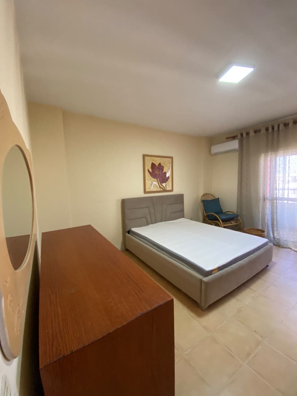 Qera, Apartament 2+1+ Aneks, Kristal Center, Tiranë – 980€ | 110 m²
