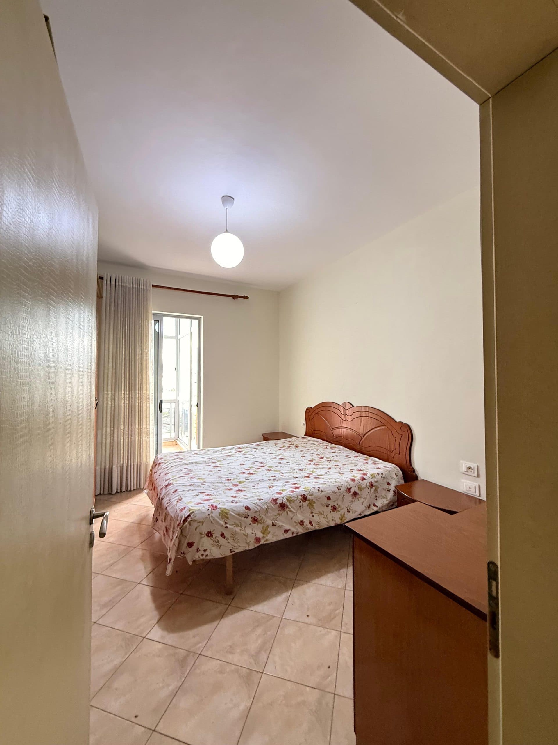 Shitet, Apartament 1+1 , Ali Demi, Tiranë 4