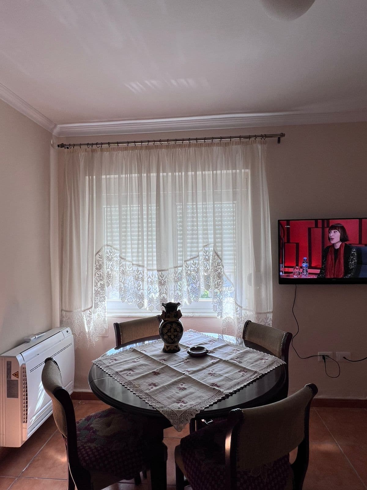 Qera, Apartament 2+1 ,Pas Ambasadës Amerikane, Tiranë 2