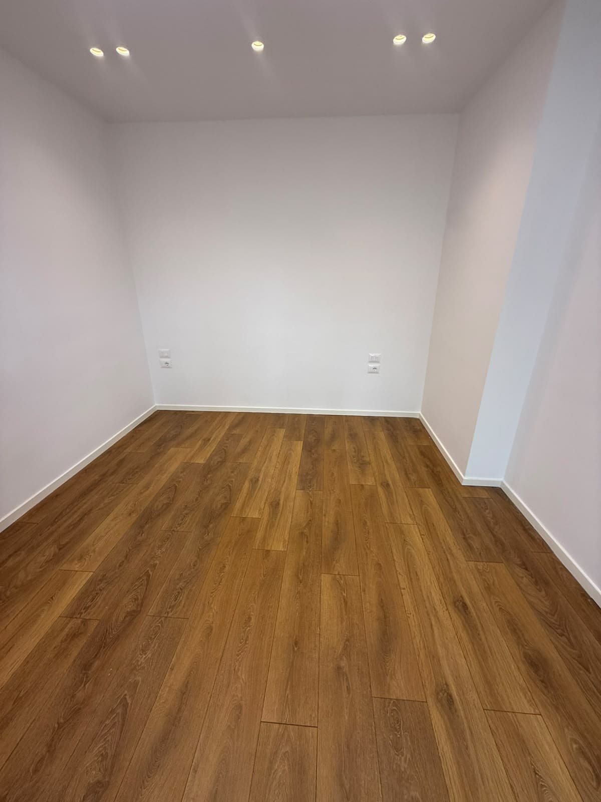 Shitet, Apartament 1+1 , Mozaiku , Tiranë - 158,000€ | 52 m² 4