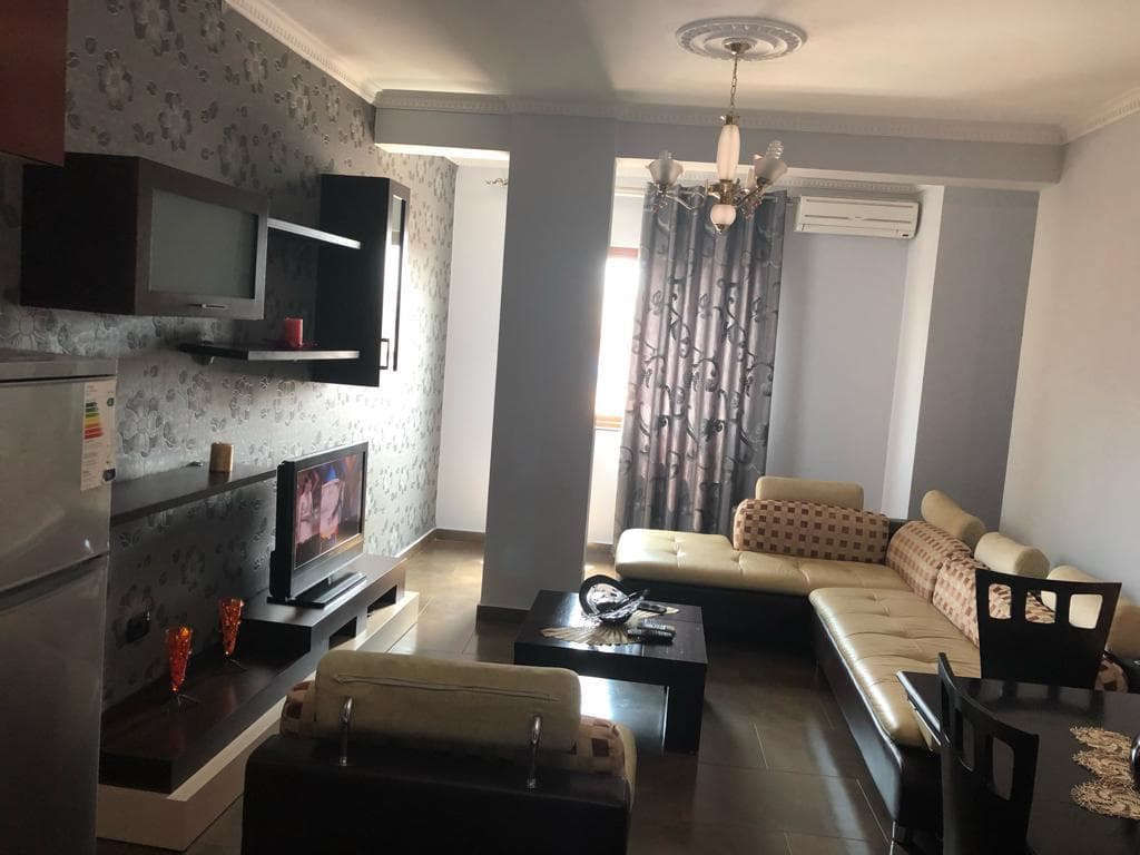 Qera, Apartament 2+1 ,Rruga e Dibrës, Tiranë