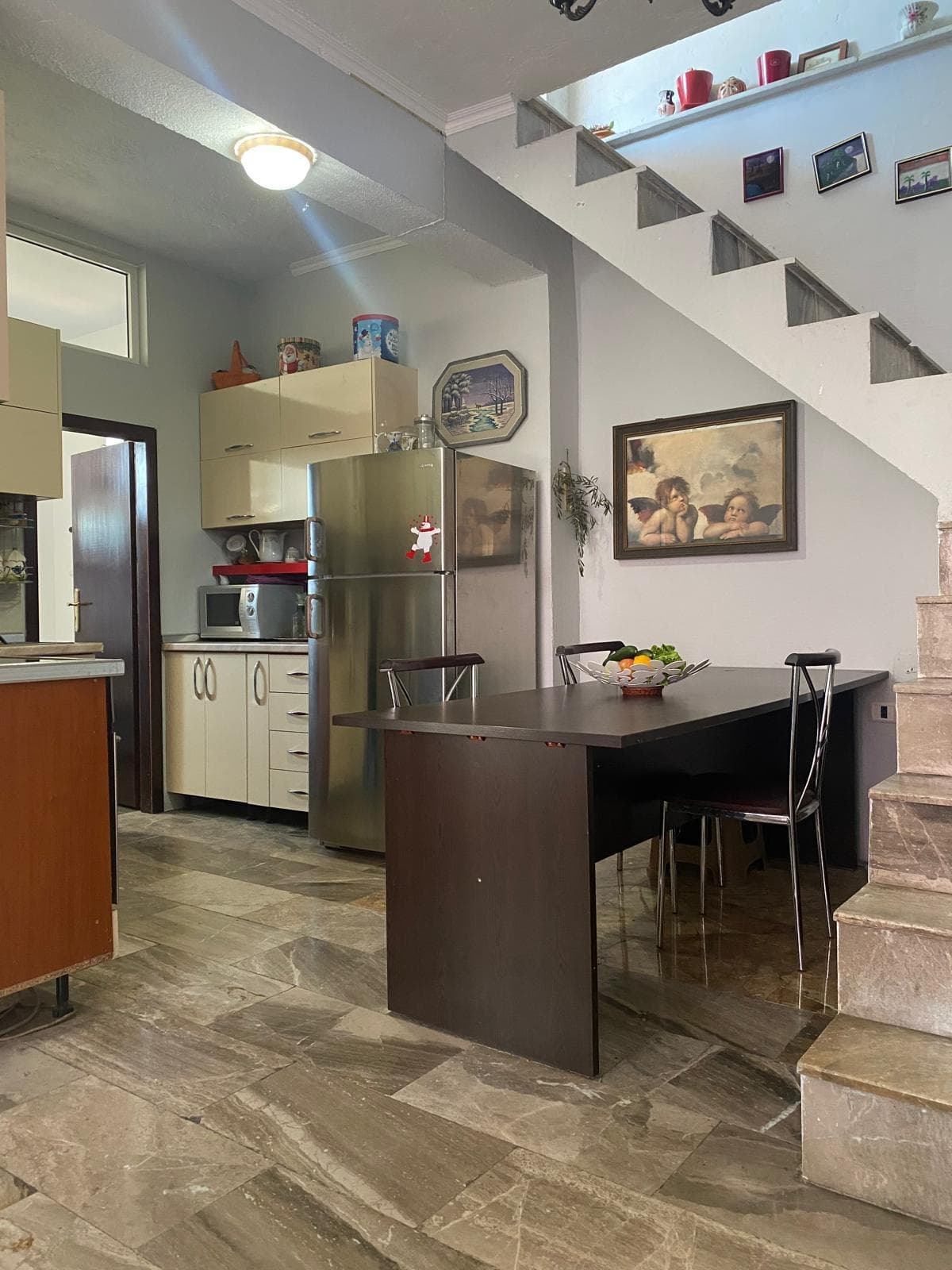 Qera , Pjesë Vile , Don Bosco, Tiranë - 65,000 Lekë| 90 m² 4