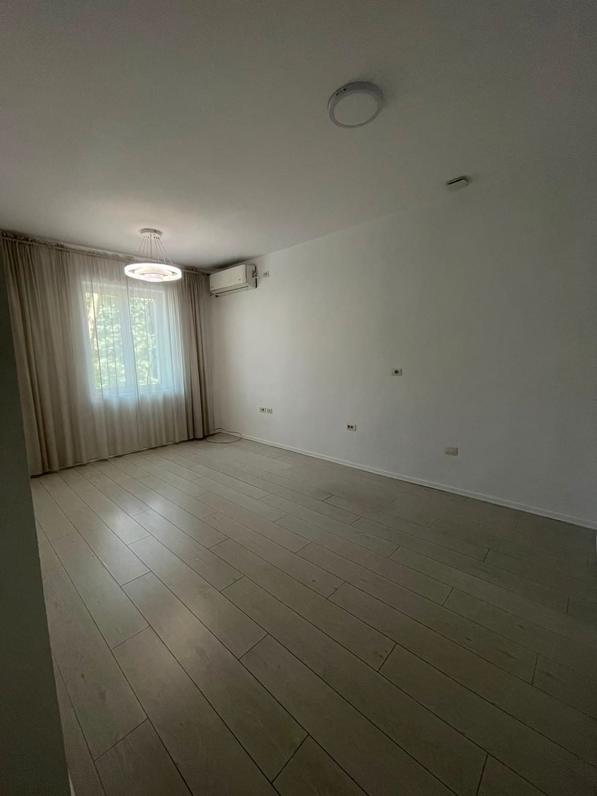 Qera, Apartament 1+1, Pallatet Agimi, Tiranë