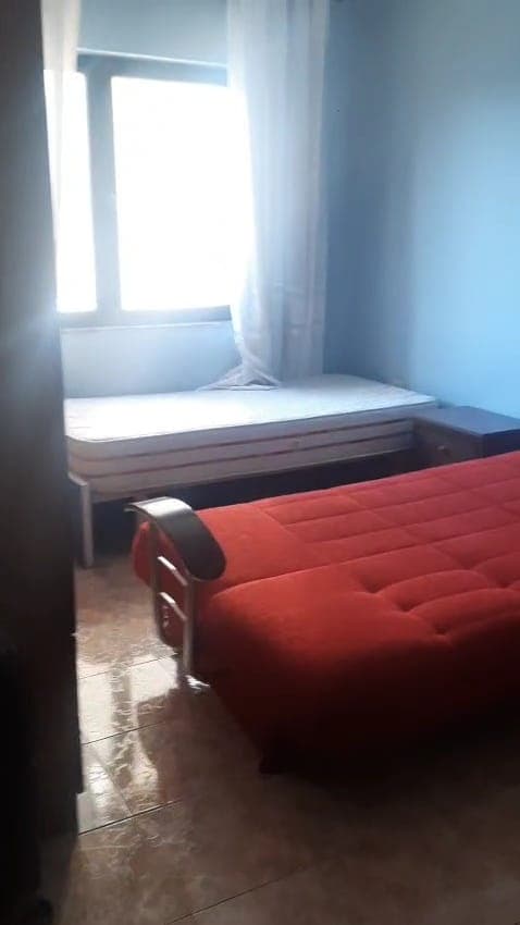 Shitet, Apartament 3+1+2, Buzë Rruge pranë SPAK, Tiranë 4
