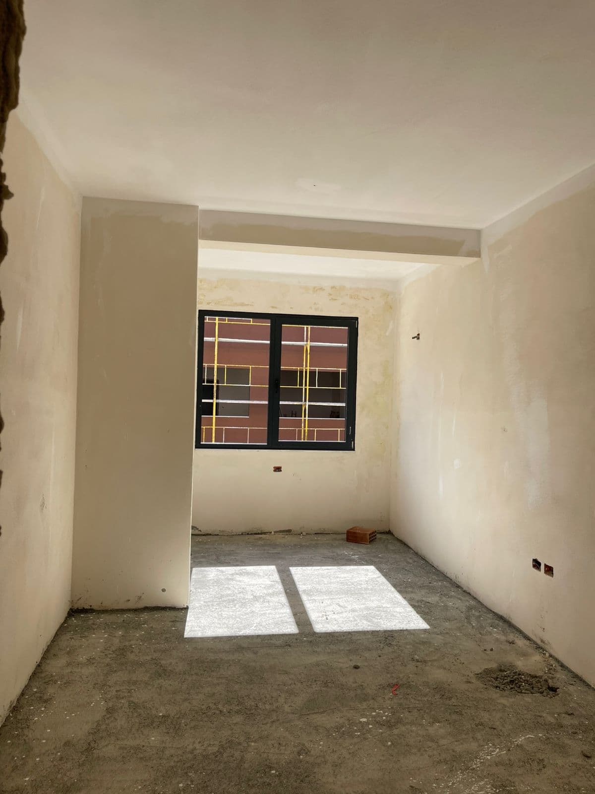 Shitet Apartament 2+1 në Xibrak, Tiranë 4