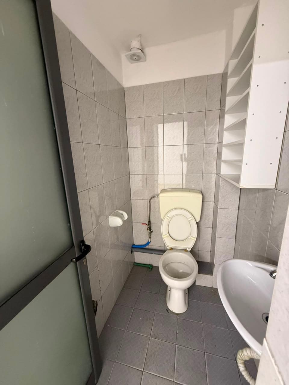 Qera, Dyqan Dupleks, Myslym Shyri, Tiranë 3