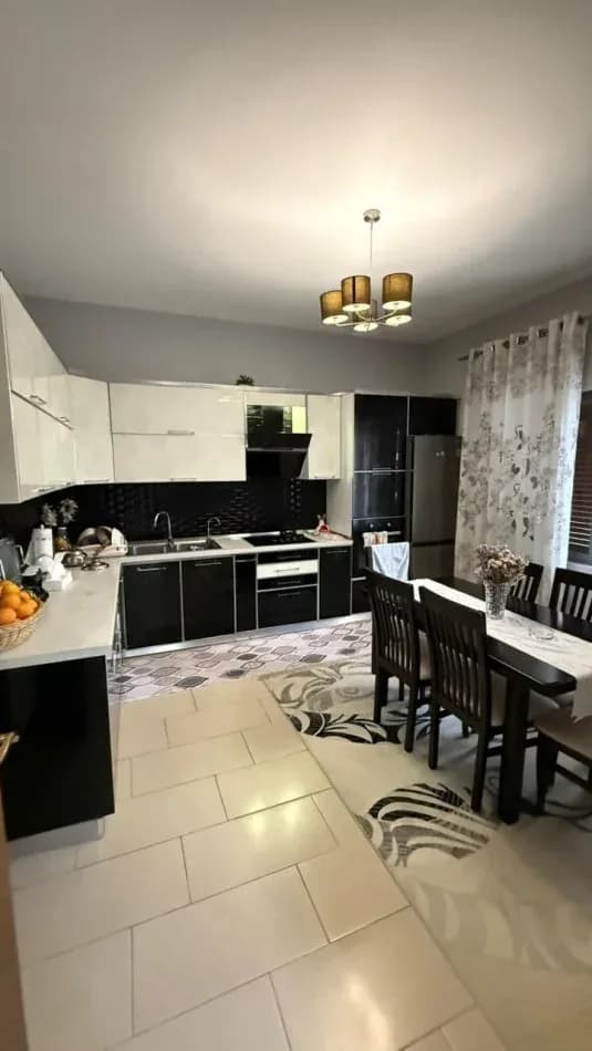 Shitet, Shtëpi private, 1-kateshe, Pezë, Tiranë 3