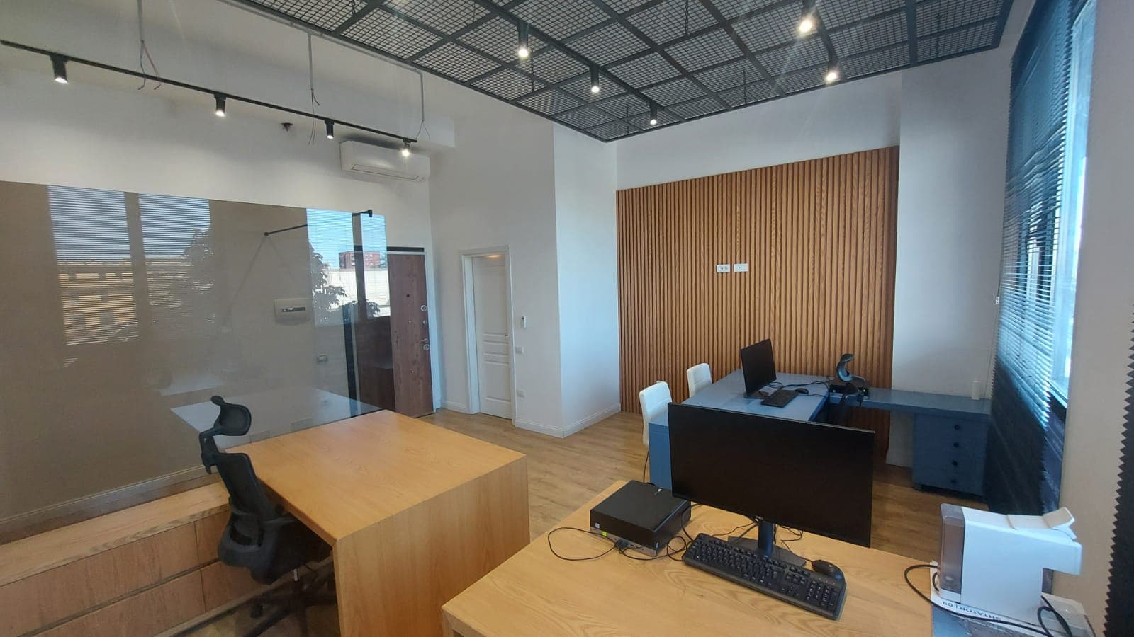 Shitet Ambient Zyre te Rr Kongresi Manastirit, Tiranë - 105,000€ | 42 m²