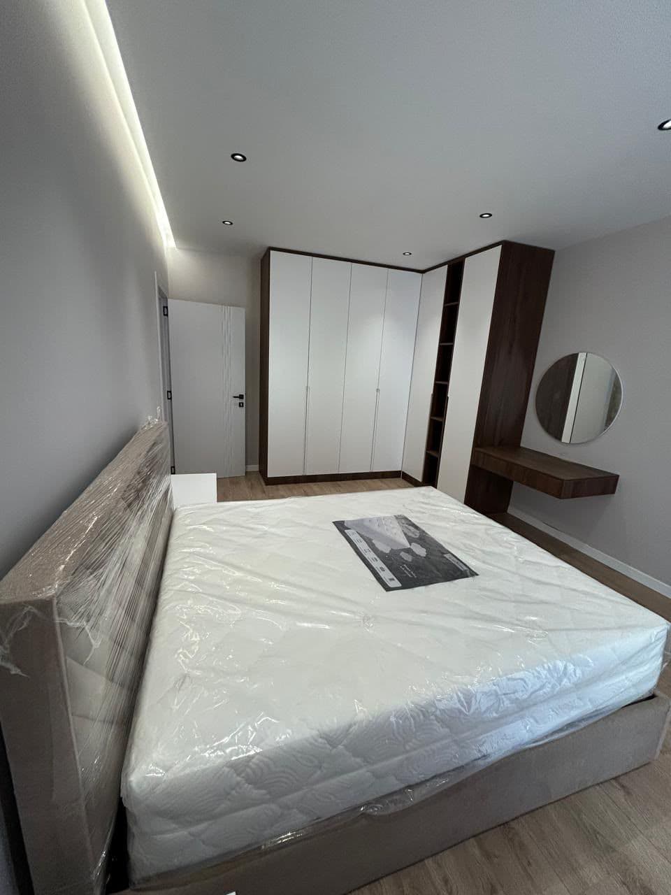 Qera, Apartament 1+1+Parking , Rruga e Dibrës, Tiranë 4