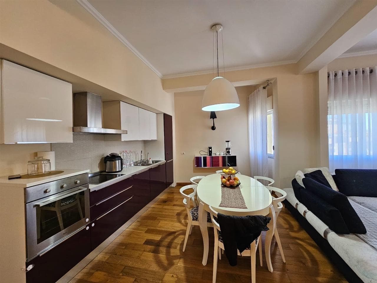 Shitet Apartament 2+1 te Liqeni i Thatë, Tiranë