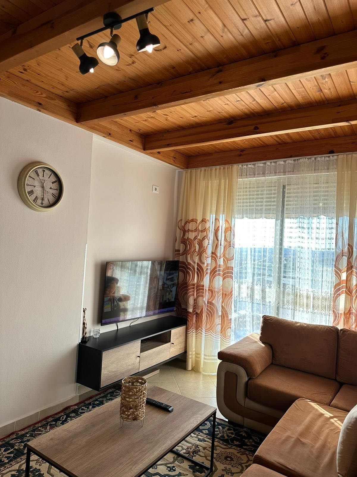 Qera, Apartament Duplex , Fresku, Tiranë 3