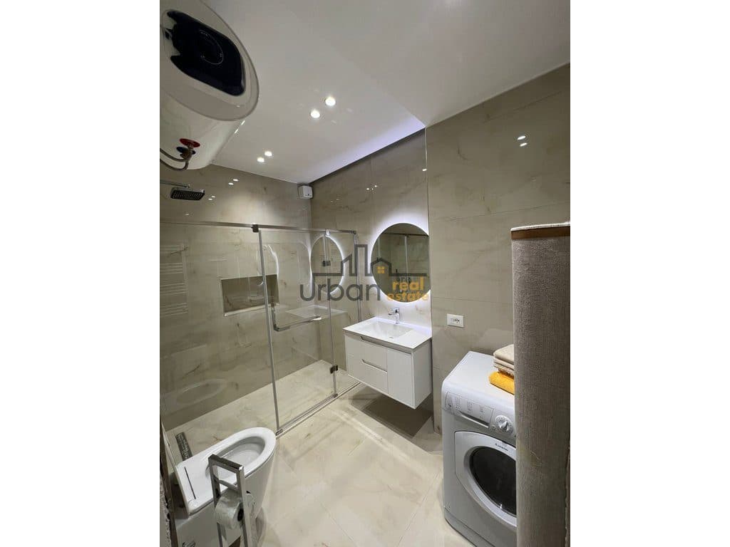 Qera, Vilë 2 Kate, Xhamllikun, Tiranë - 2000€ | 150 m² 2
